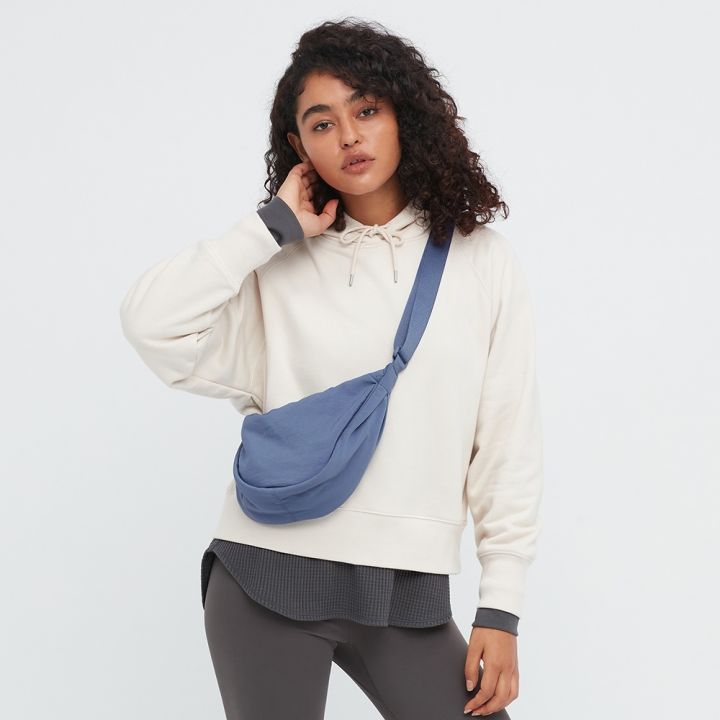 Dumpling%20Bag%20Nylon%20Crossbody%20Bag%20Uniqlo%20Unisex%20Fashion%20Messenger%20Bag%20Waterproof%20Shoulder%20Bag%20with%20Adjustable%20Strap%20-%20Image%206
