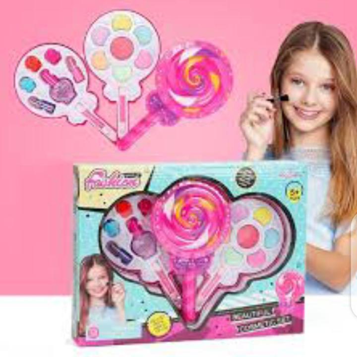 Lolly pop makeup (Box packed)