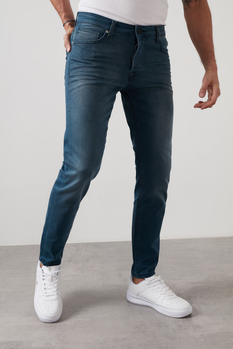 Mens%20Slim%20Fit%20Jeans%20Pants%20with%20Beautiful%20Look%20and%20Latest%20New%20Fashion%20-%20Image%204