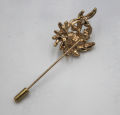 Unique Fashion Scarf Brooch Flower shape with Crystal &Pearl Statement Pin for hijab and Function Wear Wedding Jewelry Accessories  for Girls, Women, her High Quality​ golden. 