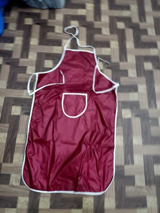 Pack%20of%206%20Kitchen%20Aprons%20-%20Waterproof%20&%20Dustproof%20Parachute%20Fabric%20(Mixed%20Colors)%20-%20Image%204