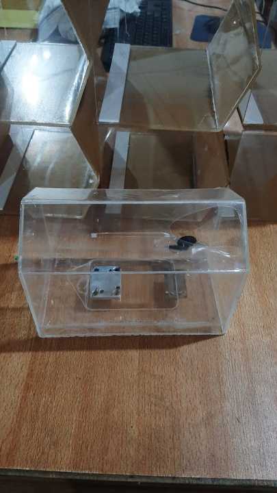 Acrylic%20Chanda%20box,%20Charity%20and%20Donation%20lock%20box%20-%20Image%206