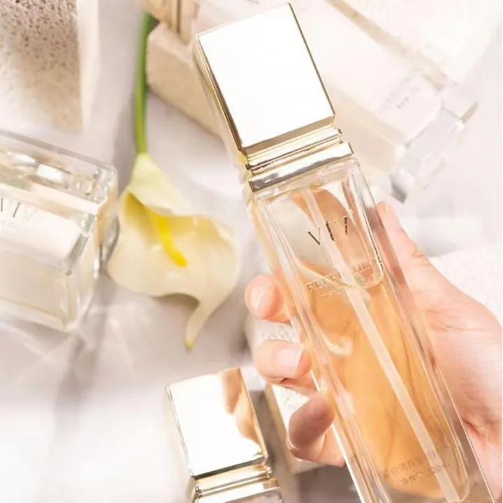 VTV%20Bird's%20Nest%20Mask,%20Ice%20Mask,%20Eye%20Mask,%20Hydrating%20Spray,%20Facial%20Cleanser%20Set,%20Collagen%20Moisturizing%20and%20Hydrating%20-%20Image%204