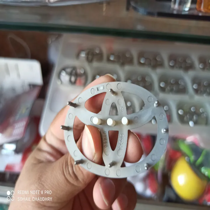 Toyota%20Steering%20Wheel%20Emblem%20%7C%20Steering%20Monogram%20Orignal%20%7C%20Chrome%20Logo%20%7C%20Toyota%20Logo%20-%20Image%205