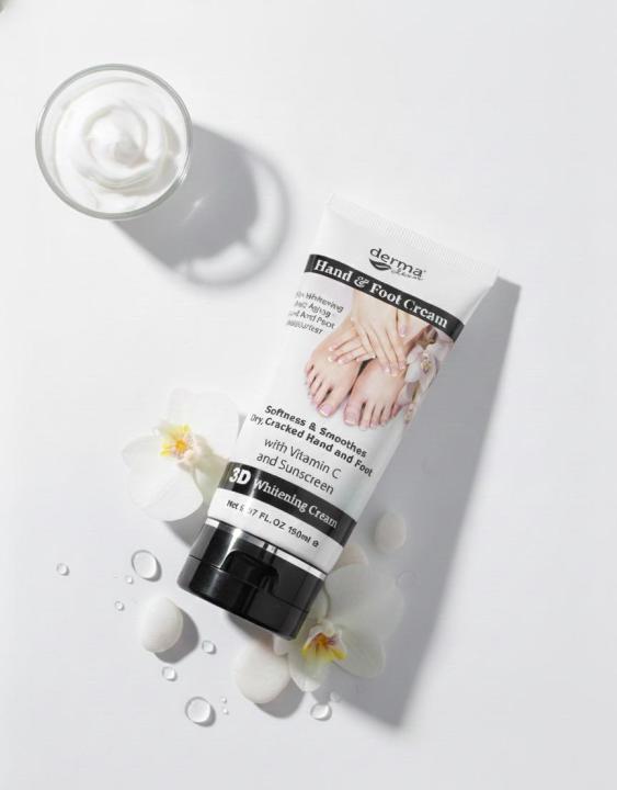 Derma%20Clean%20Premium%20Moisturizing%20Hand%20&%20Foot%20Cream%20with%20Sunscreen%20and%20Vitamin%20C%20for%20Cracked%20Skin,%20Travel%20Size%20-%20150ml%20-%20Image%206