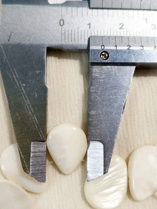 12pcs%20Natural%20Flat%20Drop%20Tussle%20White%20Mother%20of%20Pearl%20Sea%20Shell%20Beads%20for%20Crafting%20-%20DIY%20Crafting%20Elegant%20Jewelry%20Making%20Supplies%20-%20Image%203
