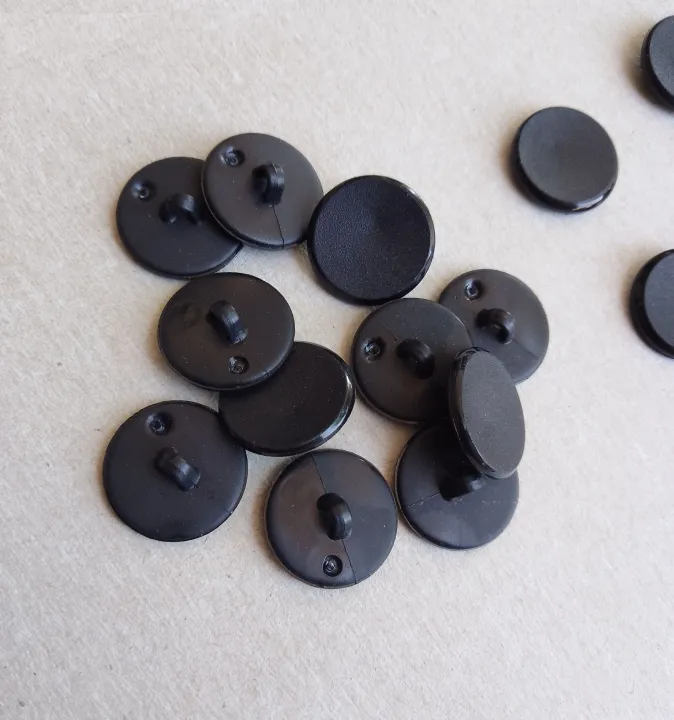 4-Pieces%20Fancy%20and%20Attractive%20Black%20Buttons%20%7C%20Fancy%20Buttons%20for%20Men/Women%20Kurta,%20Kurti%20%7C%20Ladies%20and%20Gents%20Suit,%20Coat,%20Shirt%20Buttons%20%7C%20Fancy%20Buttons%20-%20Image%202