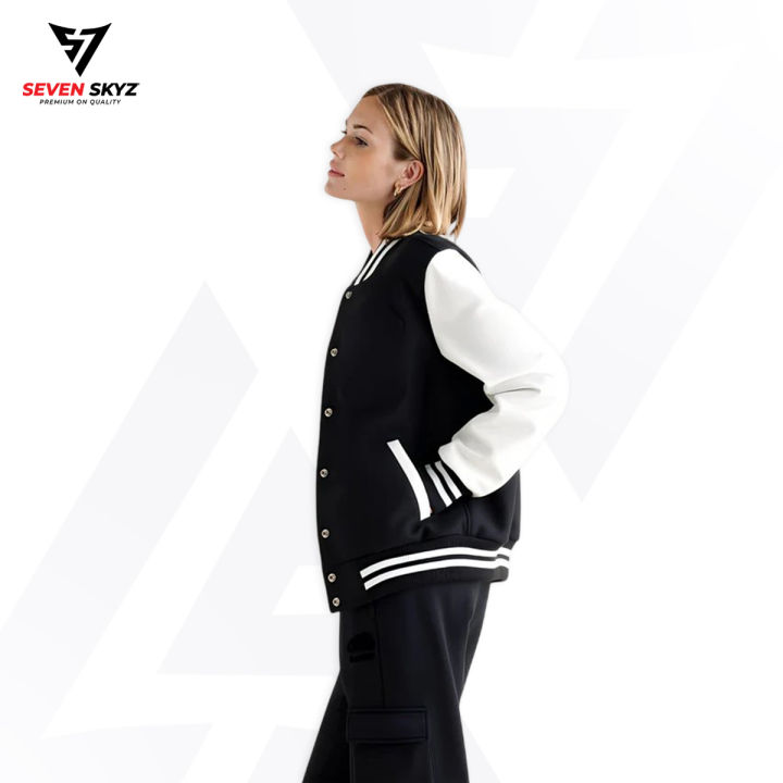 Stylish%20Men's%20and%20Women's%20Varsity%20Baseball%20Jacket%20in%20Classic%20Black%20Color.%20-%20Image%204