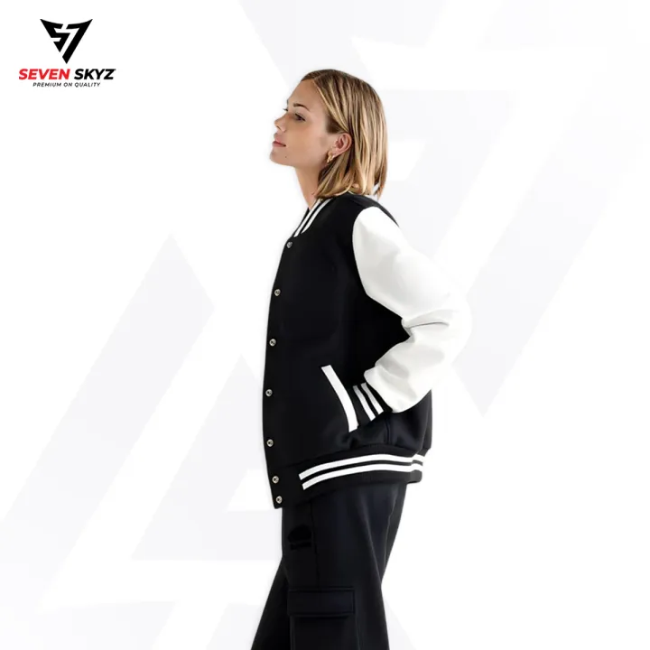 Stylish%20Men's%20and%20Women's%20Varsity%20Baseball%20Jacket%20in%20Classic%20Black%20Color.%20-%20Image%204
