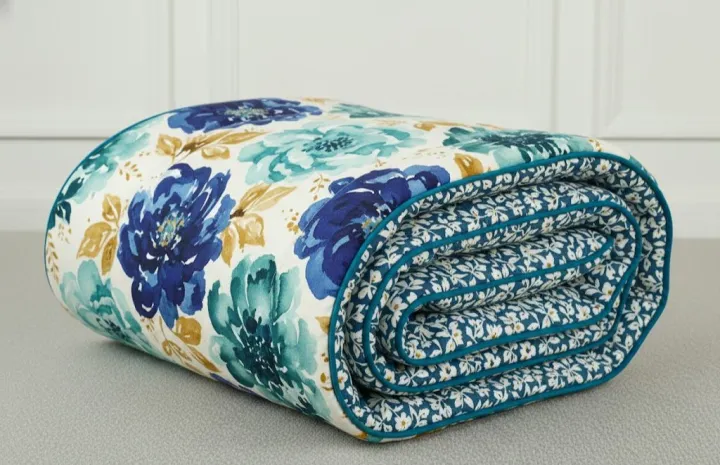 Single%20&%20Double%20Bed%20Quilt%20Gul%20Ahmed%20/%20IDEAS%20Razai%20filled%20with%20Polyester%20Sheet%20&%20Cotton%20Fabric%20Cover%20-%20Washable%20&%20Breathable%20Winter%20Razai-%20Premium%20Warmth%20Comforter%20-%20%20(%20105"%20x%2057"%20)%20Random%20Color%20&%20Design%20-%20Image%205