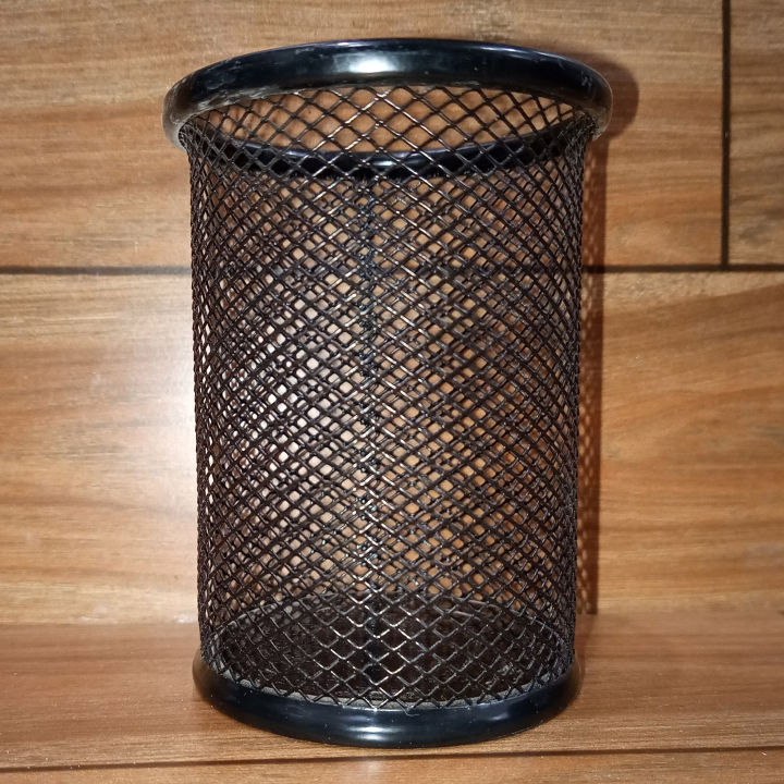 metal%20mesh%20pen%20container%20round%20/%20Metal%20Mesh%20Pen%20Container%20Pen%20Pencil%20Holder%20Organizer%20Cosmetic%20Round%20Pen%20Stand%20Holders%20Stationery%20Container%20Desk%20Organizer%20/%20Round%20Container%20Art%20#%20SS-MRC01%20-%20Image%209