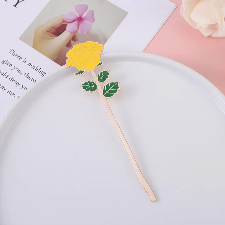 Rose-shaped%20Rose%20metal%20bookmark%20Delicate%20Coloring%20Metal%20Cute%20coloring%20embossing%20bookmark%20Embossing%20for%20Office%20supplies%20School%20supplies%20Stationery%20Valentine's%20Day%20gifts%20Book%20lovers%20-%20Image%204