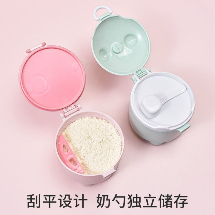 Baby%20Milk%20Powder%20Box%20Portable%20Travel%20Milk%20Powder%20Box%20Mini%20Cute%20Milk%20Powder%20Box%20Milk%20Powder%20Compartment%20with%20Lid%20and%20Spoon%20-%20Image%202