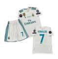 Original Ronaldo Full Kit Real Madrid FC - Available. 