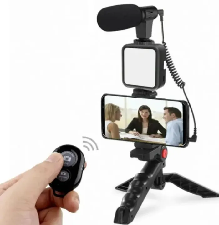 Mobile%20Vlogging%20Kit,%20Video%20Making%20kit,%20with%20tripod%20stand,%20Microphone,%20Led%20Light,%20Mobile%20Holder%20ALL%20IN%20ONE%20-%20Image%202