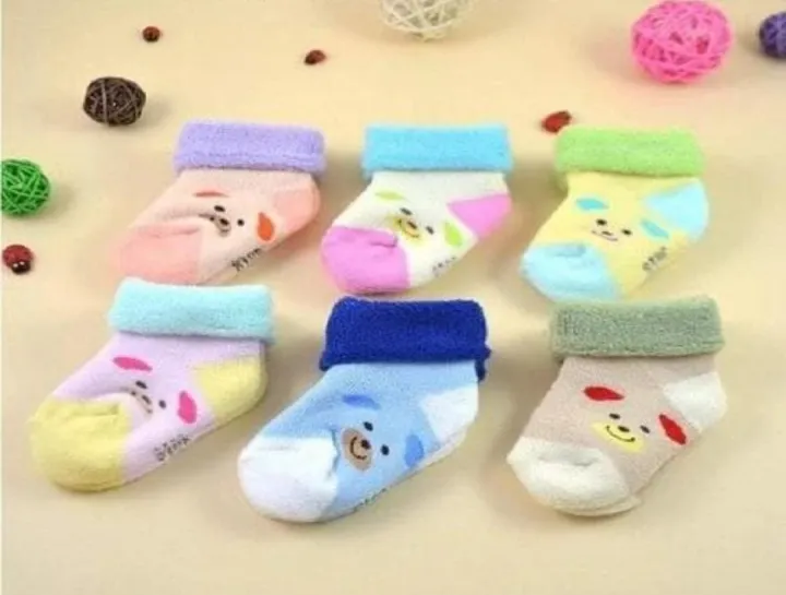 Pack%20Of%203%20Baby%20Socks%200-6%20Months%20For%20Winter%20and%20Summer%20%7C%20Baby%20Socks%20For%20Baby%20Boy%20&%20Baby%20Girl%20-%20Image%202