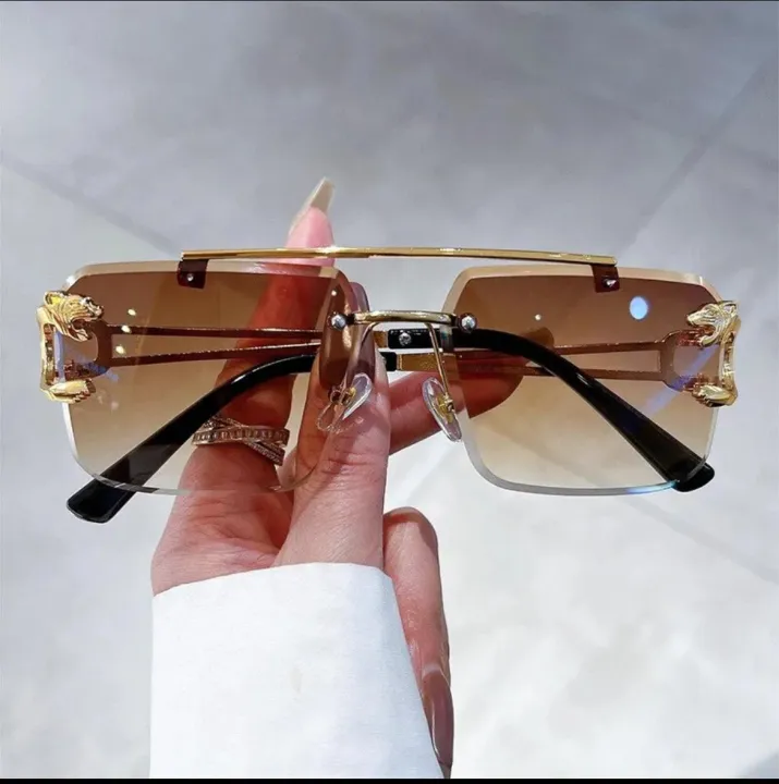 Luxury%20Rimless%20Sunglasses%20for%20Men%20%E2%80%93%20Gold%20Metal%20Frame%20with%20Panther%20Side%20Design,%20Square%20Stylish%20Shades,%20Premium%20Fashion%20Eyewear%20-%20Image%202