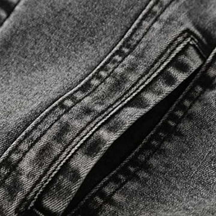 All-Season%20Style:%20Women's%20Denim%20Hoodie%20Jacket%20-%20Image%206