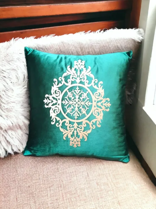 Luxury%20Velvet%20Laser%20Cut%20Sofa%20Cushion%20Cover%20Velvet%20Cushion%20Designed%20With%20Laser%20Cut%20-%20Image%209