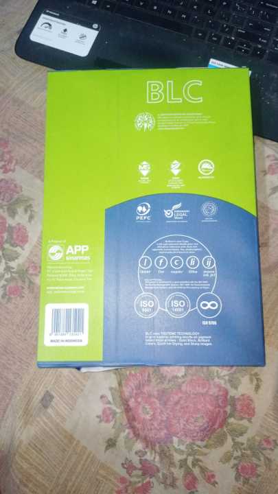 Original%20Printer%20Paper%20-%20A4%20Size%20-%2070%20gram%20-%201%20Ream%20-%20500%20Sheets%20Imported%20-%20Image%204