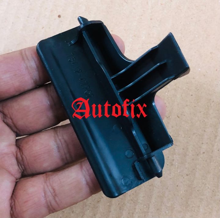 Suzuki%20Alto%20660cc%20Glove%20box%20plastic%20lock%20clip%20Black%20Color%20OEM%20Quality%2001%20PC%20-%20Image%204