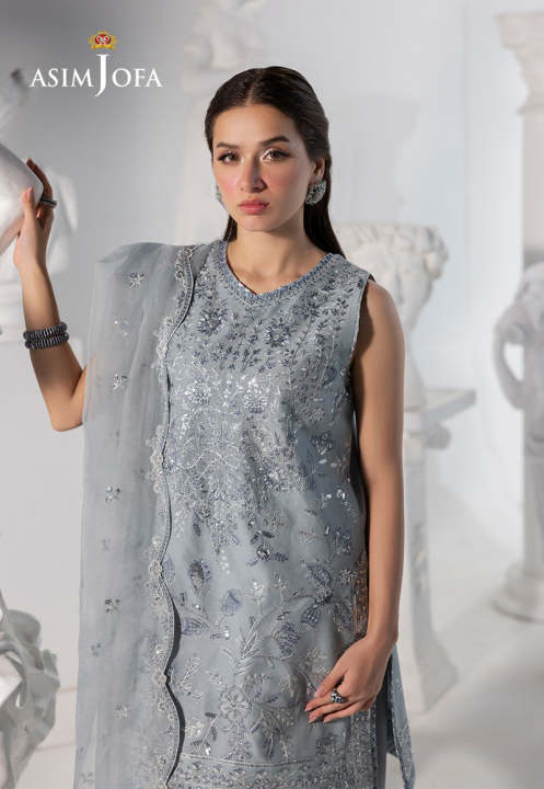 Asim%20Jofa%20Unstitched%20Embroidered%20Boski%20Silk%203%20Piece%20Suit%20For%20Women%20And%20Girls%20-%20Grey-%20Collection:%20Izel%20-%20Designcode:%20Ajizl-17-Uns%20-%20Image%203