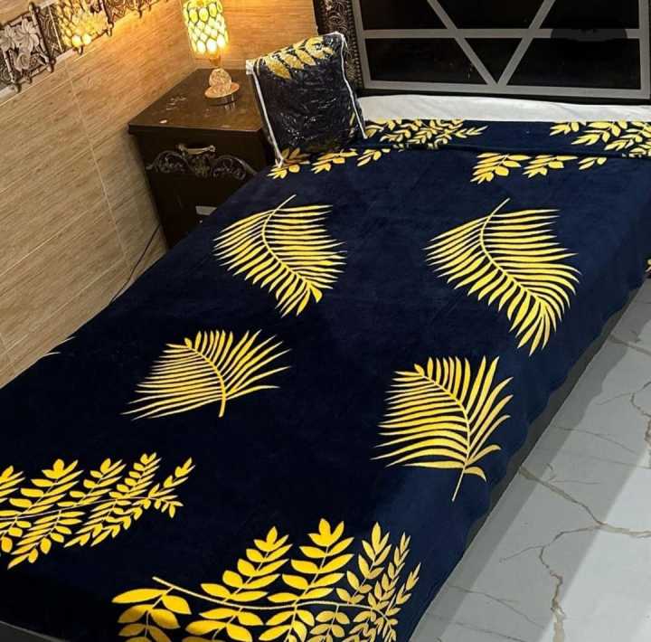Single AC / Fleece Blanket In High Quality By PAK Market