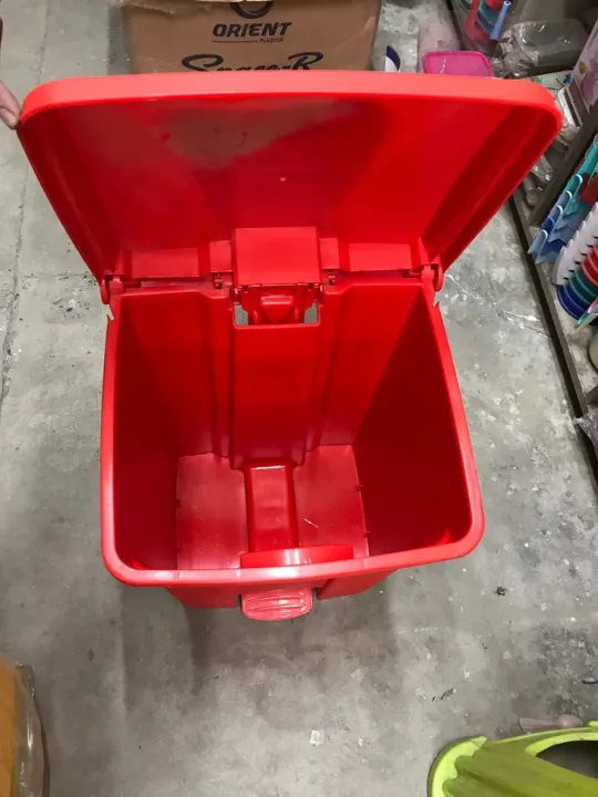 45%20Litres%20Commercial/Household%20Pedal%20Dustbin%20-%20Image%205