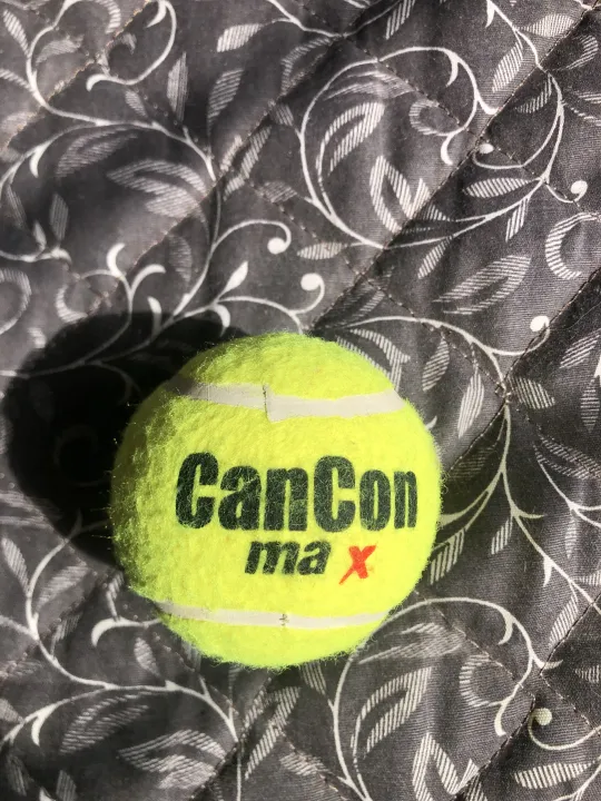 CanCon%20Max%20cricket%20tennis%20tape%20ball%20light%20wieghted%20Pack%20Of%2012%20(gas%20ball)%20-%20Image%205