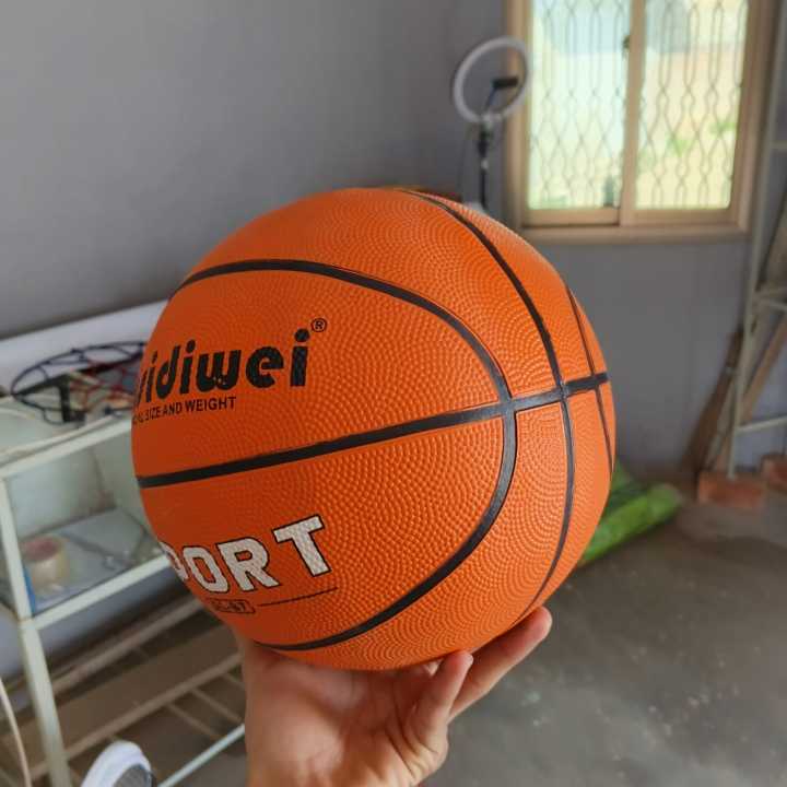 Basket%20Ball%20Size%207%20PU%20Leather%20Outdoor/Indoor%20%E2%80%94%20Professional%20Match%20Training%20Ball,%20Non-Slip%20High%20Grip,%20Durable%20Weather-Resistant%20%E2%80%94%20Buy%20Basketball%20Online%20Pakistan%20Daraz%20-%20Image%204