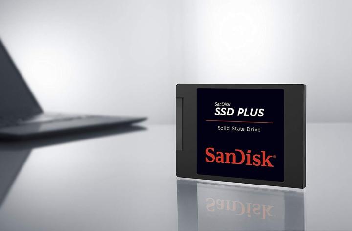 SanDisk%20SSD%20PLUS%20120GB%20Internal%20SSD%20-%20SATA%20III%206%20Gbps,%202.5%207mm,%20Up%20to%20530%20MB/s%20-%20Image%207