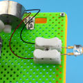 Funny Science Physical Experiment Education Toys DIY Hand Crank Generator Model. 