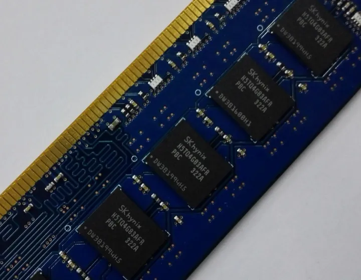 8GB%20Hynix/Hyundai%201600MHz%20Gaming%20PC%20Ram%20-%20Image%205