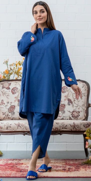 Plain%20Color%20Lawn%20Cotton%20Fabric%20for%20Women%20%E2%80%93%202%20Piece%20Unstitched%20(5%20Yards)%20%7C%20Soft,%20Lightweight,%20Summer%20Fabric%20for%20Shirts%20&%20Trousers%20-%20Image%209