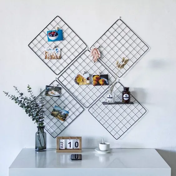 MULTIFUNCTION%20WALL%20ART%20SQUARE%20PHOTO%20GRID%20FOR%20PICTURE%20HANGING%20&%20DIY%20ART%20DISPLAY%20(14%20X%2014%20INCH)%20-%20Image%205