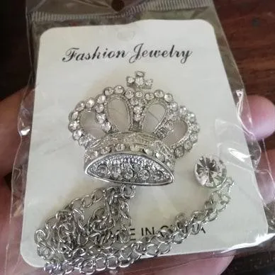 Silver%20Golden%20Crown%20Brooches%20For%20Men%20Women%20-%20Image%204