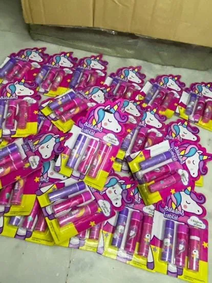 Introducing%20the%20Unicorn%20Lip%20Balm%20Pack%20of%203%20with%20Magical%20Aromas%20%E2%80%93%20the%20ultimate%20lip%20care%20set%20designed%20to%20bring%20joy,%20magic,%20and%20nourishment%20to%20your%20lips.%20This%20adorable%20lip%20balm%20pack,%20featuring%20three%20enchanting%20unicorn-themed%20balms,%20is%20perfect%20for%20girls%20of%20al%20-%20Image%206