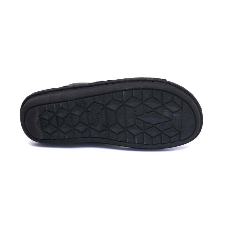Bata%20-%20Men%20Olive%20chapal%20For%20Men%20-%20SS26%20-%20Image%204