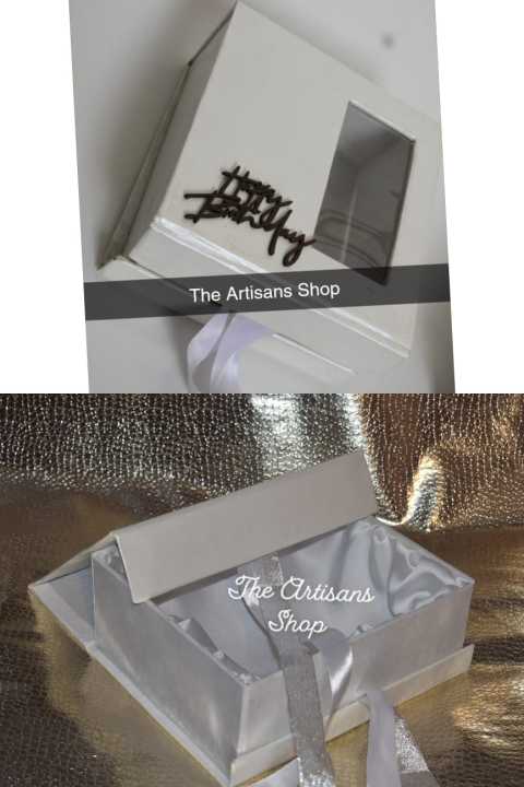 silk%20box/gift%20box%20with%20silk%20lining/window%20box%20with%20name/customize%20name%20box/birthday%20box/size-10x8x3.5%20inches%20-%20Image%206