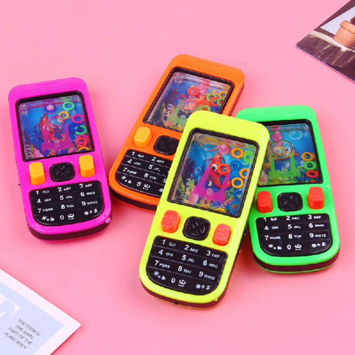 Mobile%20Phone%20Shape%20Water%20Ring%20Game%20%E2%80%93%20Fun%20Water%20Ferrule%20Toy%20for%20Kids%20-%20Image%205