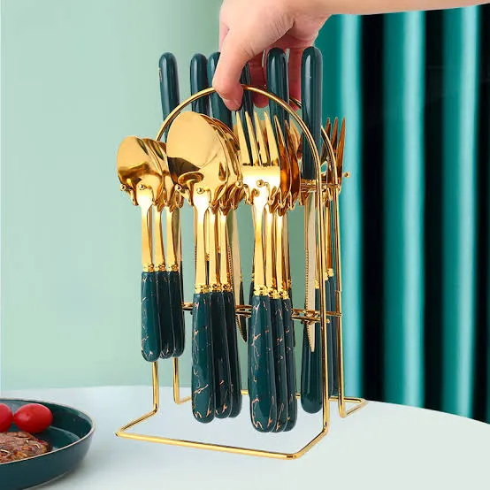 24%20Piece%20GOLDEN%20Hanging%20Cutlery%20Set%20&%20Holder/Stand,%20Elegant%20Life%20Cutlery%20Set,%20Stainless%20Steel%20and%20Mirror%20Polishing%20Dinnerware%20Sets%20-%20Image%203