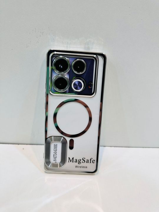 Infinix%20Note%2040%20Back%20Cover%20Luxury%206D%20Plating%20Soft%20Case%20-%20MAG%20Safe%20Design%20-%20Infinix%20Note%2040%20Back%20Cover%20-%20Image%205