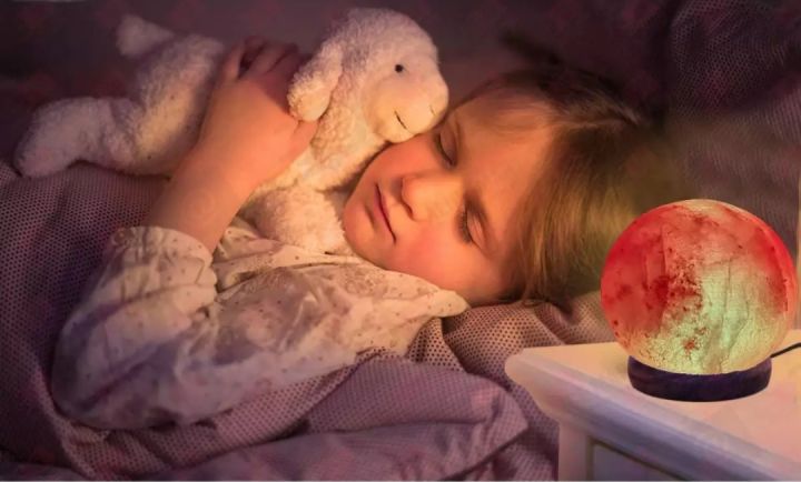 himalayan%20pink%20salt%20lamp%20multi%20leave%20shape%20cute%20and%20beautifull%20USB%20lamp%20-%20Image%202