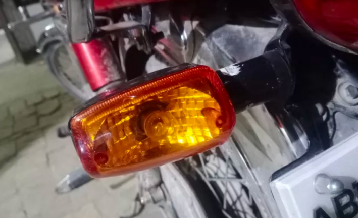 Pack%20of%204%20Full%20flexible%20bike%20indicator%20unbreakable%20for%20all%2070cc%20bikes%20(%202013%20and%20onwards%20models)%20-%20Image%205