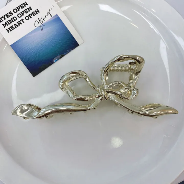 %E3%80%90Fast%20and%20Free%20Delivery%E3%80%91%20Korean%20Style%20Irregularity%20Hair%20Claw%20Fashion%20Metal%20Ribbon%20Clips%20Cuilei%20-%20Image%204
