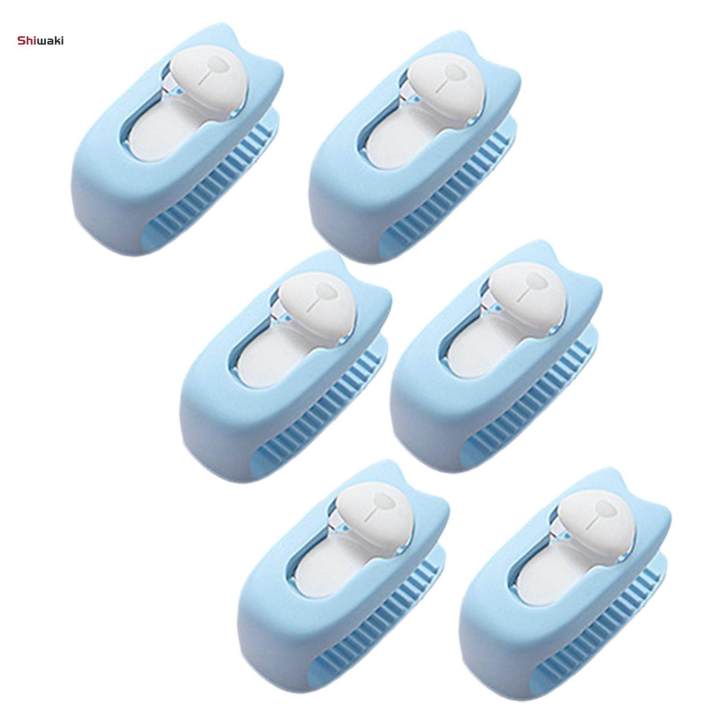 12%20Pieces%20Non-%20Duvet%20Cover%20Clips%20Blanket%20Clip%20Bed%20Cover%20Curtain%20Clips%20-%20Image%208