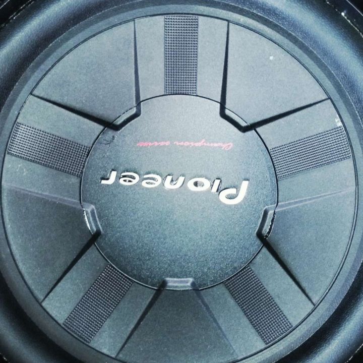 Pioneer%20TS-W311D4%20DVC%2012"%20SUBWOOFER%20-%20Image%208