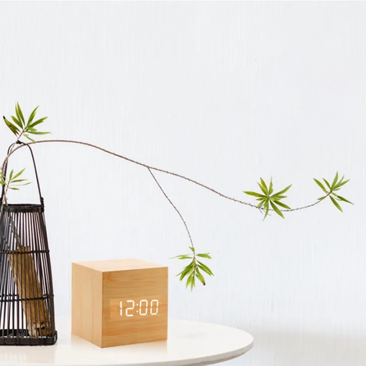 Wooden%20LED%20%20Digital%20Alarm%20Clock%20-%20Image%204
