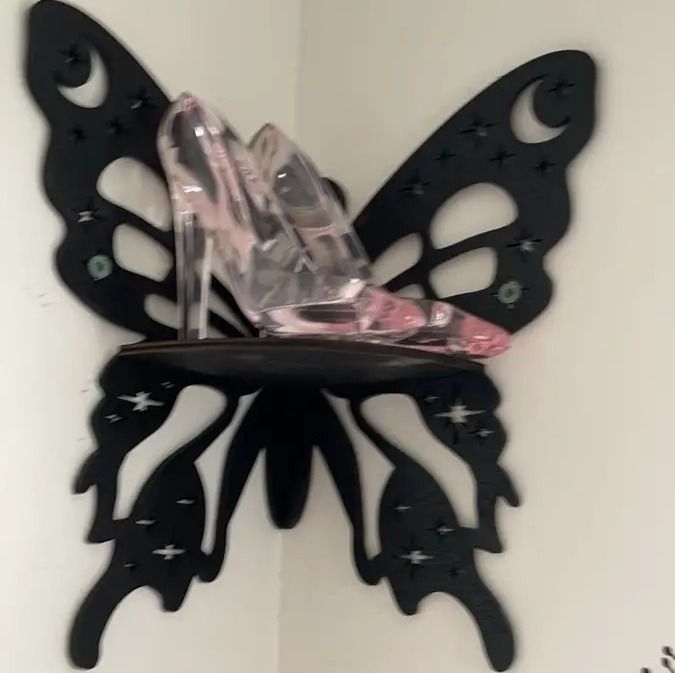 Corner%20Decorative%20Butterfly%20Wall%20Shelf%20I%20Modern%20Wall%20Mounted%20Shelf,%20Wooden%20Shelf,%20Corner%20Shelf,%20Wall%20Decoration%20Items%20for%20Toys,%20Room%20Decoration%20Items%20for%20Plants,%20Home%20Decoration%20Items%20for%20Candles%20%7C%20Candle%20Holders%20%7C%20%20Wall%20Mounted%20Floating%20Shelf%20-%20Image%204