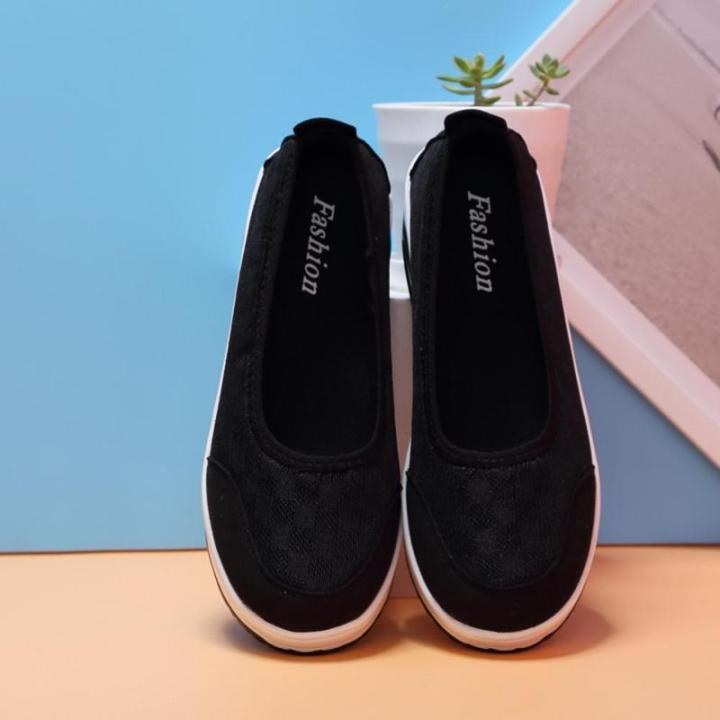 Breathable%20Mesh%20Shake%20Sport%20Sneakers%20For%20Women%20-%20Image%206